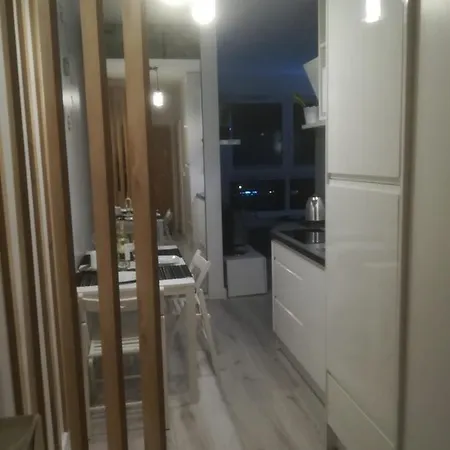 Apartment Obroncow Wybrzeza *