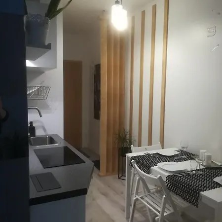 Obrońców Wybrzeża Apartament