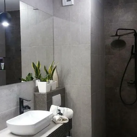 Apartment Obroncow Wybrzeza Gdansk