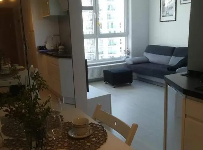 Obroncow Wybrzeza Apartman